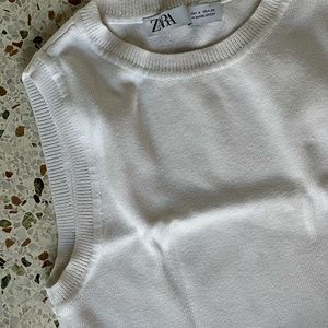 FREE WITH PURCHASE ZARA SWEATER CROP TOP